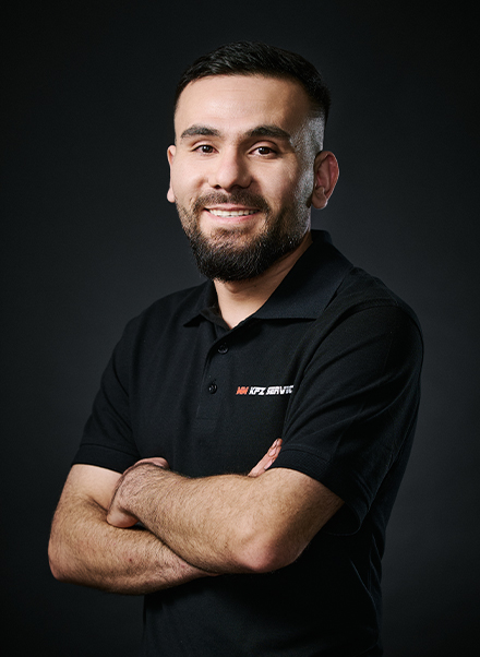 Portrait Abdulhamid KFZ Mechatroniker